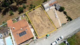 Terreno de 368 m² em Setúbal