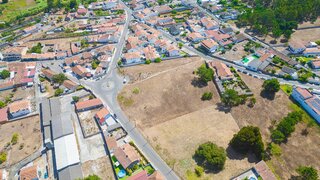 Land for sale in Marinha Grande, Portugal — €400,000
