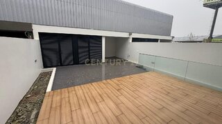 Land for sale in Matosinhos, Portugal — €172,000