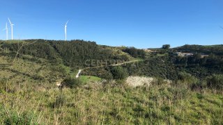 Land for sale in Loures, Portugal — €165,000