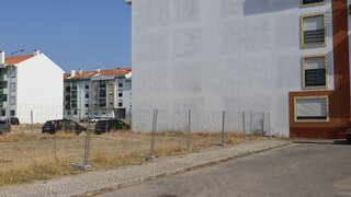 Land for sale in Moita, Portugal — €410,000