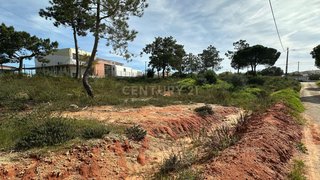 Land for sale in Loulé, Portugal — €250,000