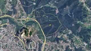 Terreno de 533 956 m² em Coimbra