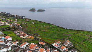 Land for sale in Angra do Heroísmo, Portugal — €90,000