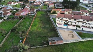 Land for sale in Marinha Grande, Portugal — €99,000