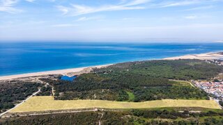 Land for sale in Sesimbra, Portugal — €2,950,000