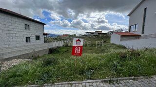 Land for sale in Chaves, Portugal — €57,500