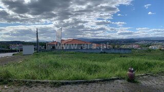 Land for sale in Chaves, Portugal — €73,000