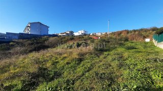 Land for sale in Chaves, Portugal — €64,500