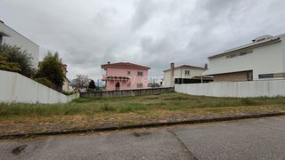 Land for sale in Chaves, Portugal — €72,500