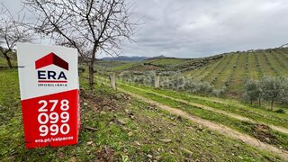 Land for sale in Valpaços, Portugal — €64,000