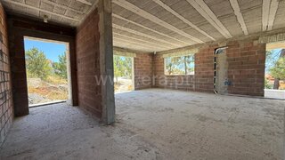 Land for sale in Valpaços, Portugal — €195,000