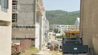 Land for sale in Peso da Régua, Portugal — €65,000