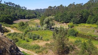 Terreno de 812 m² em Viseu