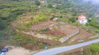 Land for sale in Cinfães, Portugal — €37,380