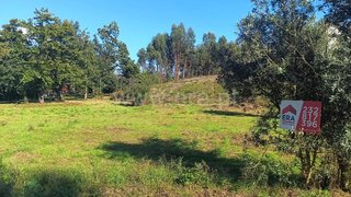 Land for sale in Tondela, Portugal — €39,000