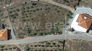 Land for sale in Armamar, Portugal — €38,000