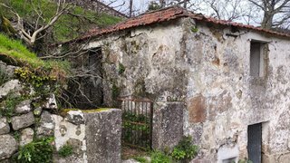 Land for sale in Cinfães, Portugal — €35,000