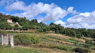Land for sale in Lamego, Portugal — €24,500