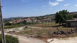 Land for sale in Armamar, Portugal — €25,000