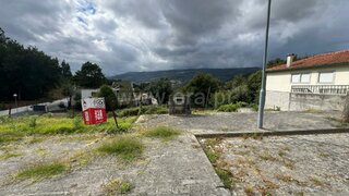 Land for sale in Arcos de Valdevez, Portugal — €40,000