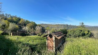 Land for sale in Valença, Portugal — €55,000