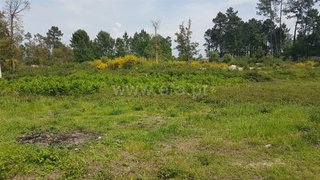 Land for sale in Monção, Portugal — €77,000
