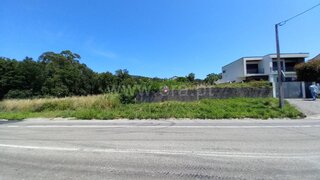Land for sale in Valença, Portugal — €55,000