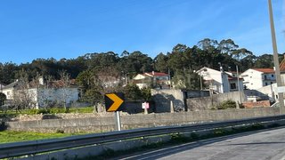 Terreno de 244 m² em Viana do Castelo