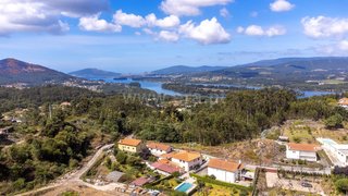 Land for sale in Vila Nova de Cerveira, Portugal — €37,500
