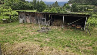 Land for sale in Arcos de Valdevez, Portugal — €68,000