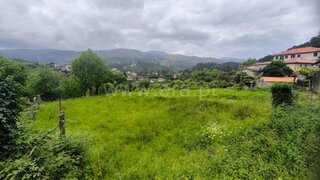 Land for sale in Arcos de Valdevez, Portugal — €68,000