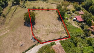 Terreno para venda em Paredes de Coura, Portugal — 48 000 €