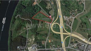 Land for sale in Valença, Portugal — €70,000