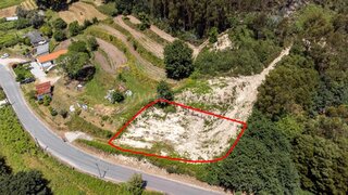Land for sale in Valença, Portugal — €35,000