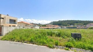 Terreno para venda em Santa Maria da Feira, Portugal — 67 000 €