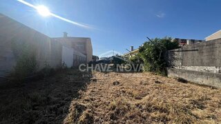 Land for sale in Santa Maria da Feira, Portugal — €95,000