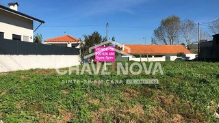 Terreno para venda em Vila Nova de Gaia, Portugal — 85 000 €