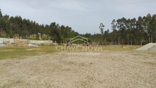 Land for sale in Vila Nova de Gaia, Portugal — €470,000