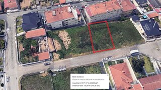 Land for sale in Santa Maria da Feira, Portugal — €60,000