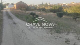 Terreno em Loures