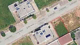 Land for sale in Vila Nova de Gaia, Portugal — €65,000