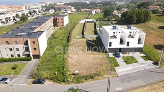 Land for sale in Vila Nova de Gaia, Portugal — €175,000