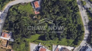 Land for sale in Vila Nova de Gaia, Portugal — €413,000
