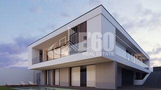 Land for sale in Santa Maria da Feira, Portugal — €80,000