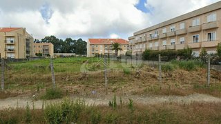Land for sale in Vila Nova de Gaia, Portugal — €700,000