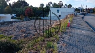 Land for sale in Vila Nova de Famalicão, Portugal — €70,500