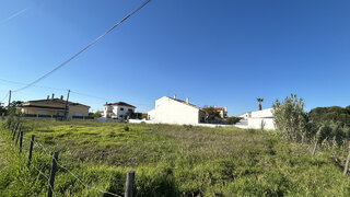 Terreno de 1028 m² em Santarém