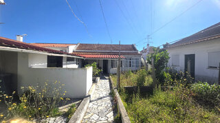 Land for sale in Sesimbra, Portugal — €280,000