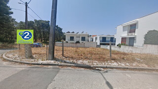 Land for sale in Almada, Portugal — €214,900
